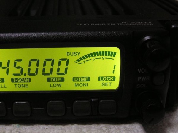 ICOM　IC207 受信改済み Yahoo!オークション - アイコム IC-207 144/430MHz 20W 無線機