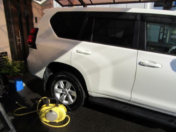 プラドを洗車しました 蒜山ログハウスの庭弄り