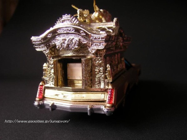 御棺製作 ダイヤペット 霊柩車 リンカーンコンチネンタル 神宮寺宮型