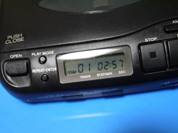 再生OK SONY D-33 Discman レトロ　ポータブルCDプレーヤー Boxed Rare Vintage Sony D-33 DiscMan Portable CD Player | eBay