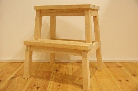 IKEA。。BENJAMIN スツール : 天然素材DE小さな木の家