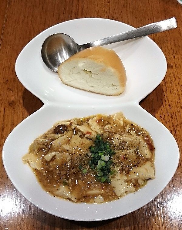 沖縄で美味しい中華料理を食べるなら 姚姚中華廣場 ヤオヤオ 那覇市松山 Juno Cuisine