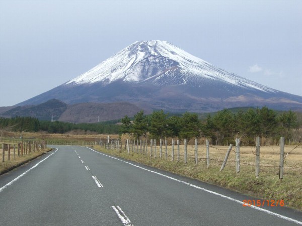 富士山資料館裏より20151206
