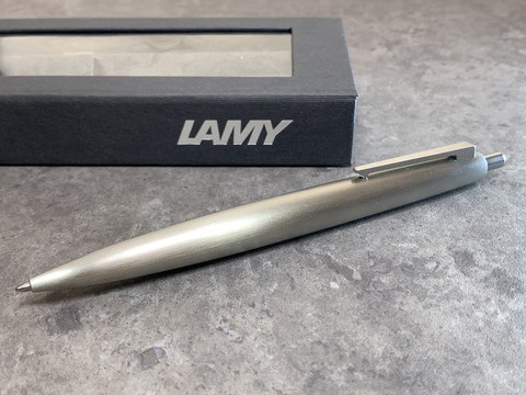 高級ボールペンのレビュー】LAMY2000ステンレススチールボールペン