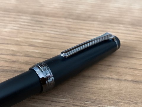 高級ボールペンのレビュー】セーラー万年筆プロフェッショナルギア