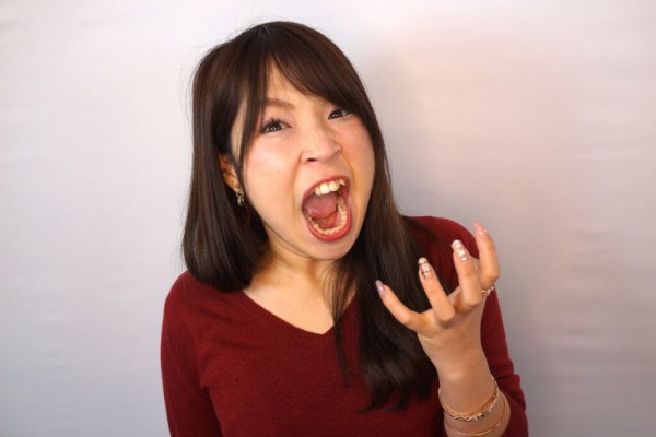 初対面の人からはダサい喪女と見られがちで非常に舐めた態度をとってくる店員が多い 既婚子持ちと言ったら態度が変わるんだけど 見た目で接客変えるなよ 女性様 鬼女 生活2chまとめブログ