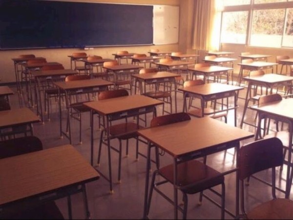 修羅場 中学校で無理やりされた 部活が終わったあと教室で着替えていたら男子数名に押さえつけられて 女性様 鬼女 生活2chまとめブログ 修羅場 中学校で無理やりされた 部活が終わったあと教室で着替えていたら男子数名に押さえつけられて 女性様 鬼女 生活2chまとめブログ