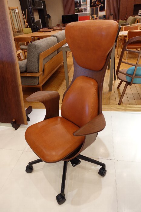 ☆FUJI FURNITURE フジファニチア 本革 エグゼクティブチェア