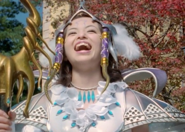 アバレンジャー対リジュエル r ヒーローが女に負けるなんて コニシキのブログ