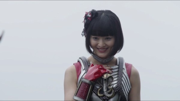 ショウ対ギナ スペクター ヒーローが女に負けるなんて コニシキのブログ