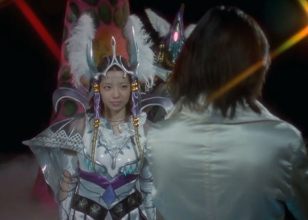 アバレンジャー対リジュエル r ヒーローが女に負けるなんて コニシキのブログ