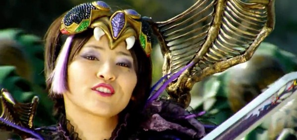 ショウ対ギナ スペクター ヒーローが女に負けるなんて コニシキのブログ
