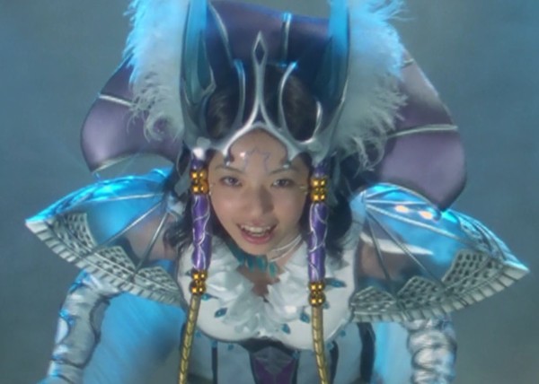 アバレンジャー対リジュエル r ヒーローが女に負けるなんて コニシキのブログ