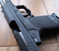 H&K USP ガスガン ブラック H&K USP 9mm ガスガン (日本仕様/HK Licensed) [VFC OEM] Umarex