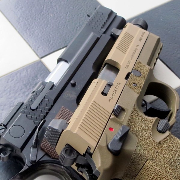 FNX-45 Tactical、既にカスタムガン : とーちゃんの日記
