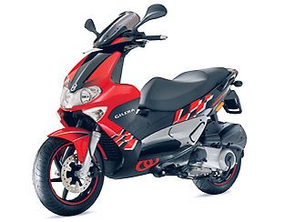 RUNNER RST/ST第1弾 スクリーン！！ : sogno vespa club