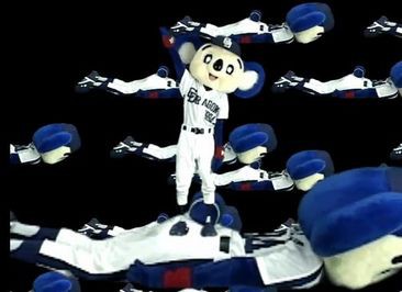 ドアラでwii の第2弾pvに レッツゴー 陰陽師 らしきシルエットが写っている ゲーム動画センター