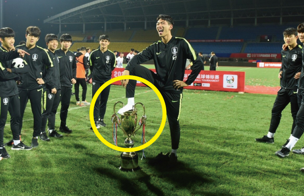 U 18韓国サッカー代表 中国パンダカップ優勝後に侮辱セレモニーをして炎上 中国に謝罪 韓国の反応 カイカイ反応通信