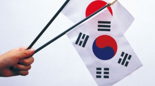 カイカイch カイカイ反応通信という韓国人の掲示板を訳したブログがあります。確かに日本の