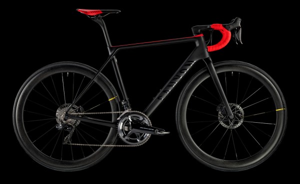 Canyonが2019モデルのロードバイク「ULTIMATE CF SLX DISC 9.0 DI2」を