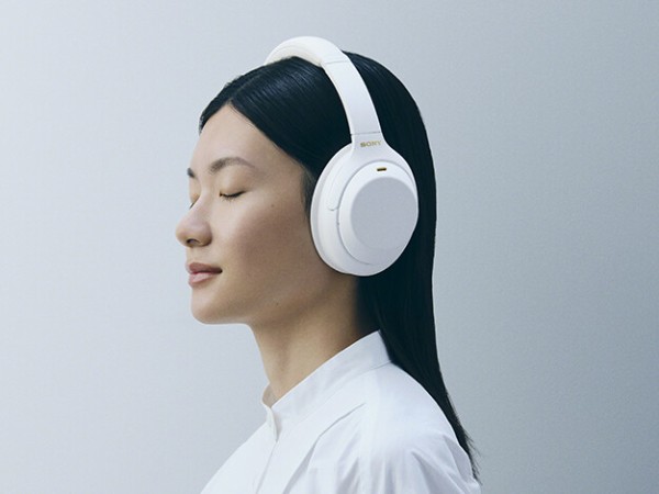 ソニーがNC機能搭載のBluetoothヘッドフォン「WH-1000XM4」のLiSAと