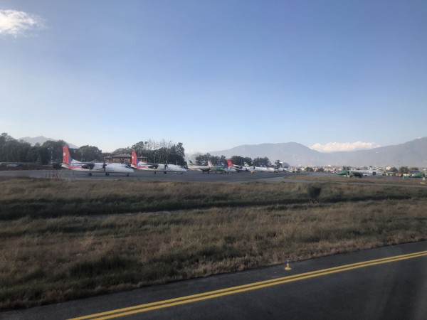 World Worst Airport常連 カトマンドゥ トリブバン国際空港 海の向こうを歩いてみよう