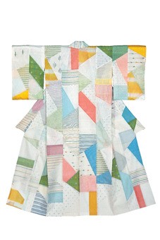 染織家・志村ふくみの軌跡をたどる「志村ふくみ100歳記念 ―《秋霞