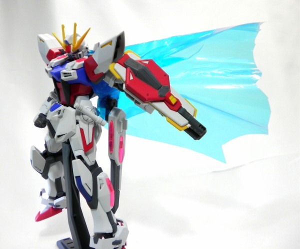 HGBFスタービルドストライクガンダム : 玩具店：ぜんまいの森