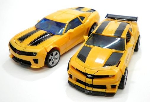 バンブルビー＆メックテックホルダー : 玩具店：ぜんまいの森