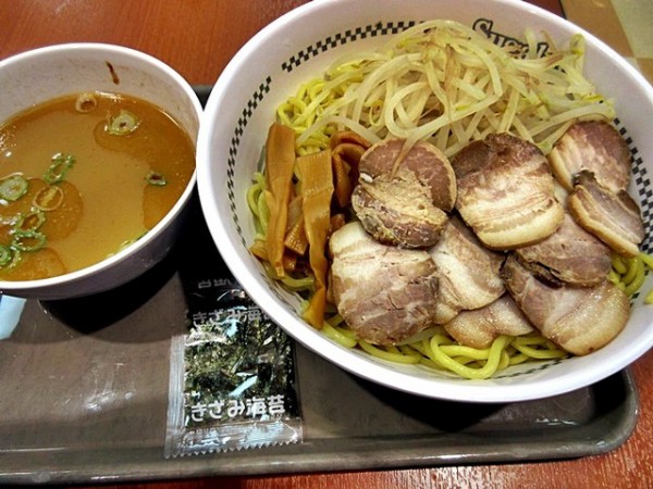 具が少ないことが不満だった スガキヤのつけ麺が 54歳児