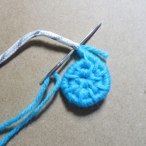 ミニ猫ちぐらを作ろう 100均材料をぐるぐる巻いて簡単カワイイ ｍ Chanハンドメイド