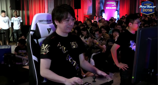 格ゲーに年齢は関係ない 39歳妻子持ちのsako 激戦区の台湾プレミアを無傷で優勝し世界に衝撃 海外 もう年齢を言い訳にできないね スト5 Twfighter Major 18 格ゲーブログ 仮