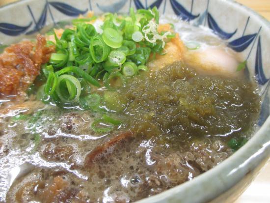 二日酔いの為ランチはあっさりうどんのはずが かくれんぼ です