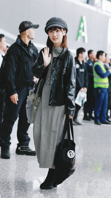 乃木坂46 上海の空港での私服姿のメンバーが可愛い 服の値段鑑定人 凄いなｗｗｗ 画像 透明な上り坂 乃木坂46まとめ