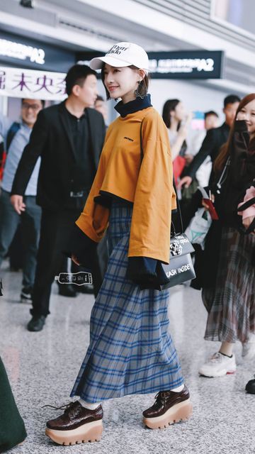 乃木坂46 上海の空港での私服姿のメンバーが可愛い 服の値段鑑定人 凄いなwww 画像 透明な上り坂 乃木坂46まとめ 乃木坂46 上海の空港での私服姿のメンバーが可愛い 服の値段鑑定人 凄いなwww 画像 透明な上り坂 乃木坂46まとめ