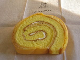 アトリエバニラ ロールケーキ 鎌倉とっておきのお土産