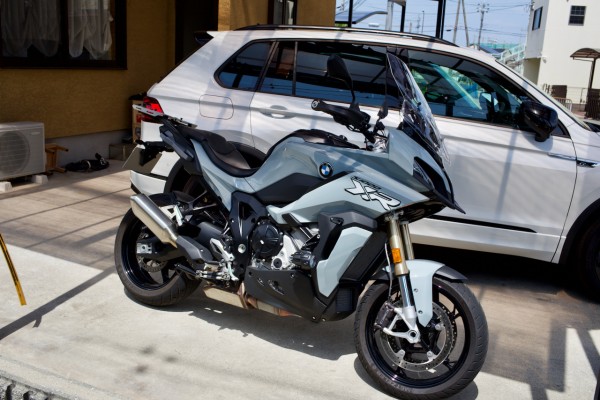 S1000XR スクリーンをPuig SCREEN TOURINGに交換 : kamarin.net
