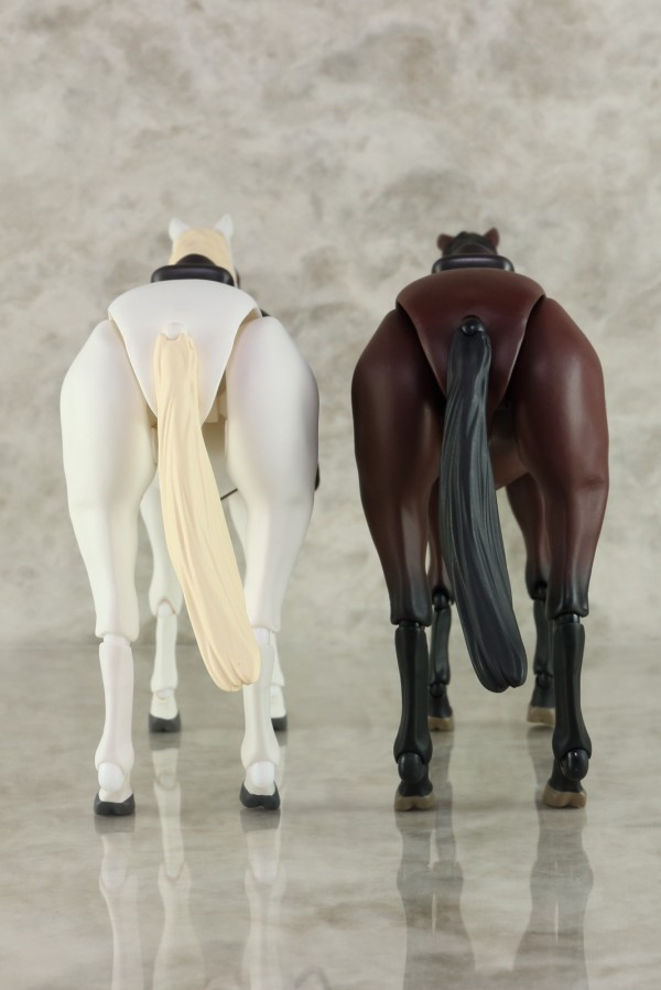 figma 馬 246a 茶 / 246b 白 figma 馬（茶）