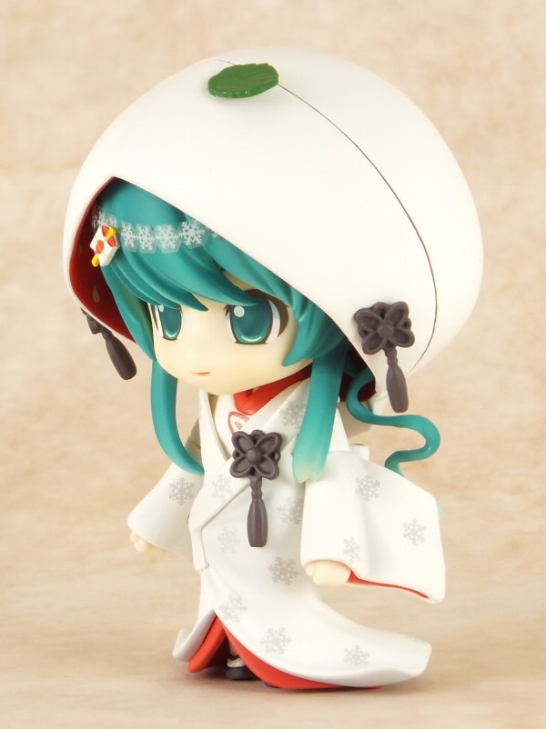 ねんどろいど 雪ミク いちご白無垢Ver.