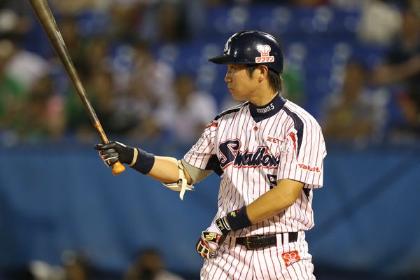 川端慎吾 .337 7本 55打点 OPS.824 : NPB NEWS@なんJまとめ