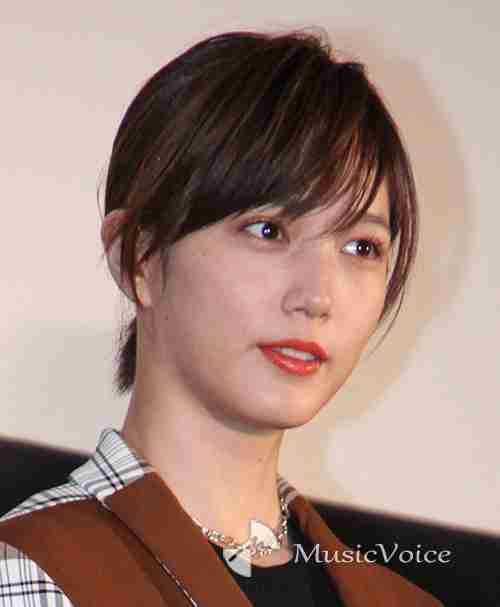 本田翼 ハーフパンツの美脚 ジム帰りの私服に オシャレ 芸能界の闇