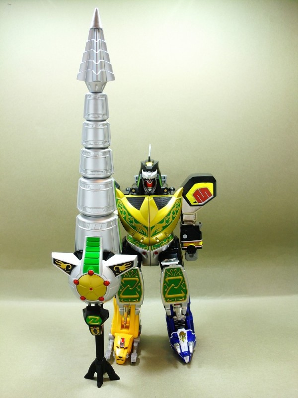バンダイ Legacy Dragonzord(ドラゴンシーザー) レビュー