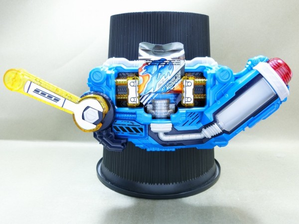 BANDAI - 仮面ライダービルド　ベルト　スクラッシュドライバー　フルボトル SUPER BEST 変身ベルト DXスクラッシュドライバー｜仮面ライダー