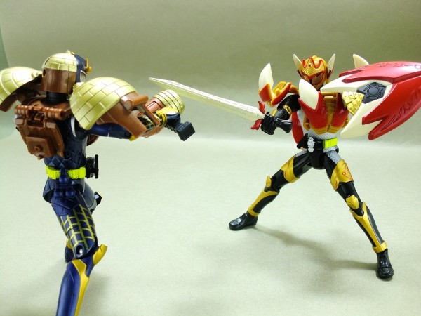 アームズチェンジシリーズ　仮面ライダーマルス　冠 ACPB05 仮面ライダーマルス ＆ 仮面ライダー冠 セット レビュー