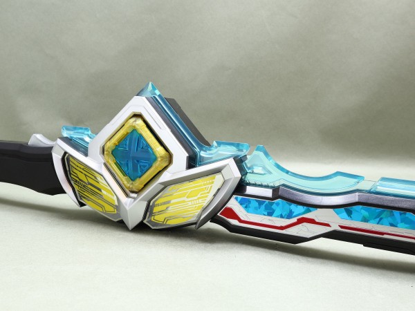 バンダイ ウルトラマンアーク DX最強なりきりセット レビュー