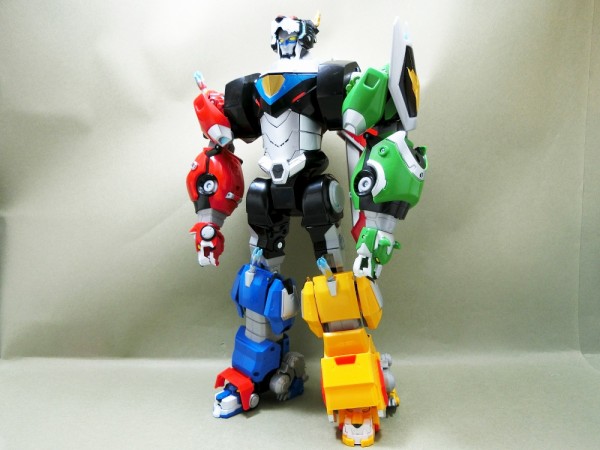 PLAYMATES TOYS VOLTRON:LEGENDARY DEFENDER LEGENDARY SERIES