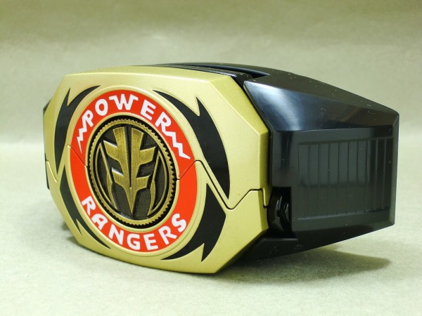 バンダイ Legacy Power Morpher Green / White Ranger Limited Edition