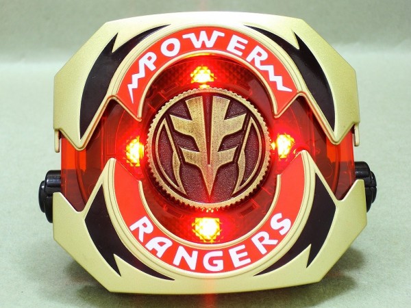 バンダイ Legacy Power Morpher Green / White Ranger Limited Edition