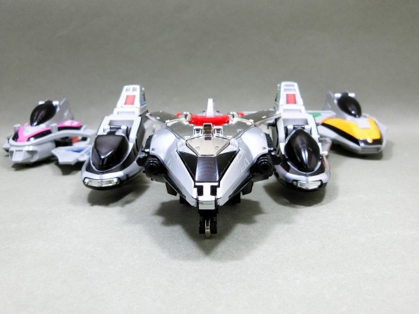 バンダイ 3Dフォーメーション DXタイムロボ レビュー : 冷やし