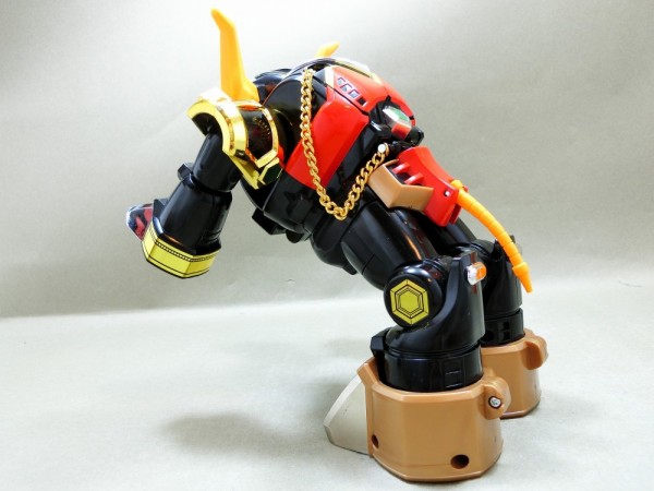 バンダイ GD-12 DX超合金 騎獣合身ブルタウラス レビュー